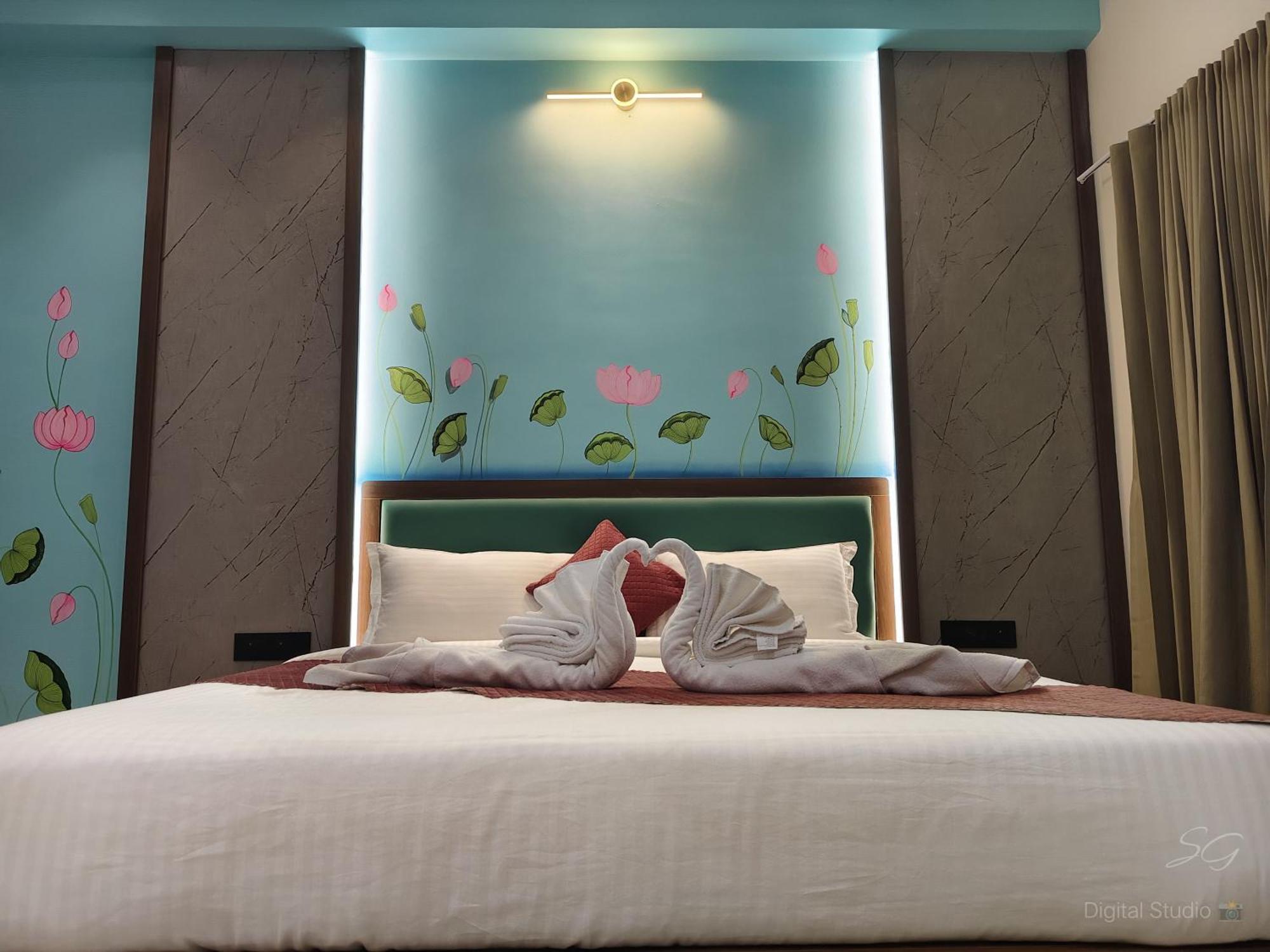 Shree Jalaram Resort Kodāe Esterno foto